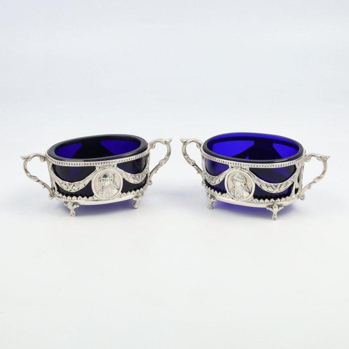 Zoutvaten met portretmedaillons - Zoutbakje (2) - .800, Antiquités & Art, Antiquités | Argent & Or