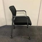 Tweedehands vergaderstoel op wielen, zwarte stoffering -, Huis en Inrichting, Stoelen, Nieuw, Zwart, Eén