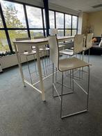 tafel met 6 krukken in heel goede staat, Huis en Inrichting, Tafels | Statafels, Ophalen, Zo goed als nieuw