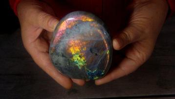 labradoriet Rare Opal - paars + goud + turquoise landschap
