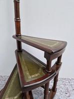 Gedraaide Bibliotheek trap - Marches - Bois, Cuir, Laiton,