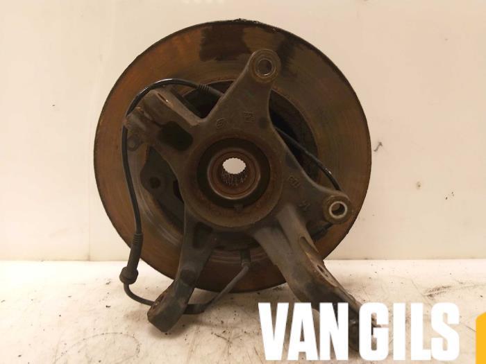 Fusee rechts-voor Renault Captur O176872, Auto-onderdelen, Ophanging en Onderstel