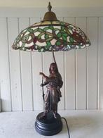 Lampe de table style Tiffany en forme de chasseur - verre,, Antiquités & Art, Curiosités & Brocante