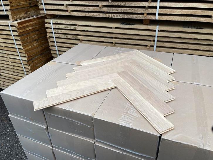 Online veiling: 114,70 m2 eiken visgraat parketvloer white, Doe-het-zelf en Bouw, Vloerdelen en Plavuizen, Parket, Nieuw, 10 m² of meer