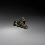 Oud-Egyptisch Brons Sfinx van de god Amun. Late Periode, 664