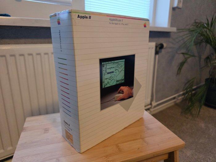Apple Mouse IIc - //e - II Plus and II - Macintosh - In, Games en Spelcomputers, Spelcomputers | Overige Accessoires
