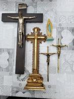 Christelijke voorwerpen - Kruisbeelden (5) - Antiek - Gips,, Antiek en Kunst