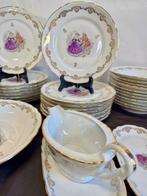 Porcelaine dArt - Service de table pour le dîner (34) -