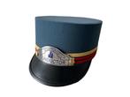 Disneyland Paris - Disney - Beeldje - train conductor hat -, Verzamelen, Disney, Nieuw