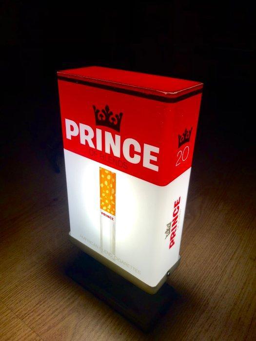 Rare Vintage Original PRINCE Cigarettes Bar Shop Garage, Antiek en Kunst, Antiek | Wandborden en Tegels