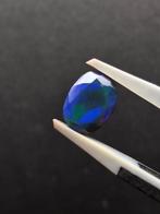 2.50 tcw Zwarte Opaal Faceted- 0.5 g, Verzamelen, Mineralen en Fossielen