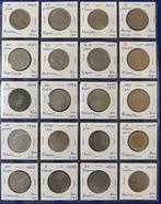 Wereldwijde lot: 80 grote munten, plus 12 bankbiljetten van, Postzegels en Munten