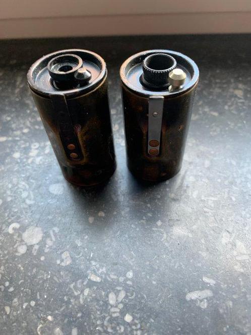 Leica (2x) 35mm Filmhouder, Verzamelen, Foto-apparatuur en Filmapparatuur