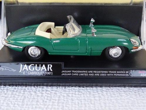 1:43 - Voiture miniature (10) - Jaguar E Cabriolet (1961),, Hobby en Vrije tijd, Modelauto's | 1:5 tot 1:12