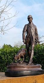 p.j mene - Sculpture, ..jachttafereel,, valet en bloedhond -