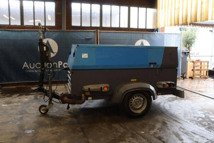 Veiling: Compressor Atlas Copco XAS137 Diesel 7bar 2013, Articles professionnels, Machines & Construction | Pompes & Compresseurs