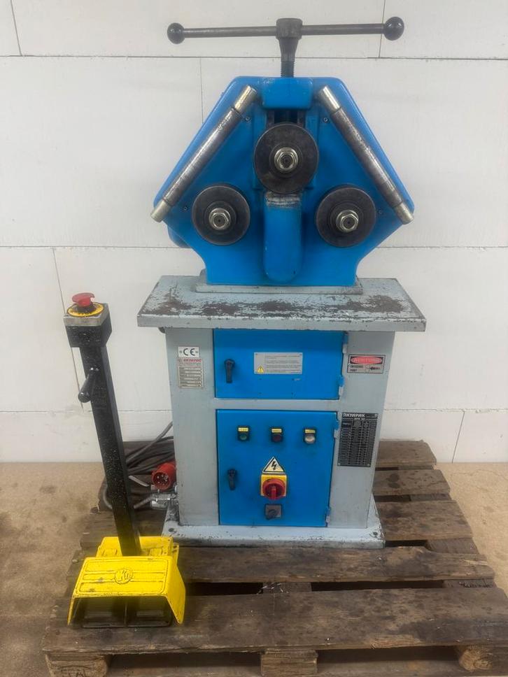 AKYAPAK profielwals profielenwals buigmachine, Doe-het-zelf en Bouw, Gereedschap | Overige machines, Gebruikt