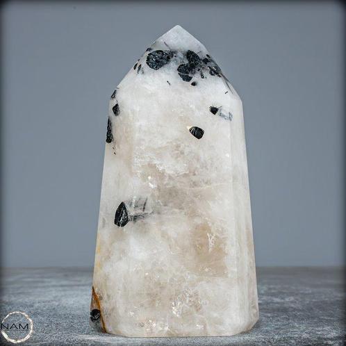 Obélisque Naturel En Tourmaline Noire Rare- 581.59 g, Verzamelen, Dierenverzamelingen