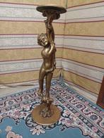 Ornement architectural - 1970-1980 - Colonne avec putto, Antiquités & Art