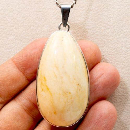 Exclusieve Baltische Amber Hangend - Handgemaakt Zilverwerk, Verzamelen, Mineralen en Fossielen