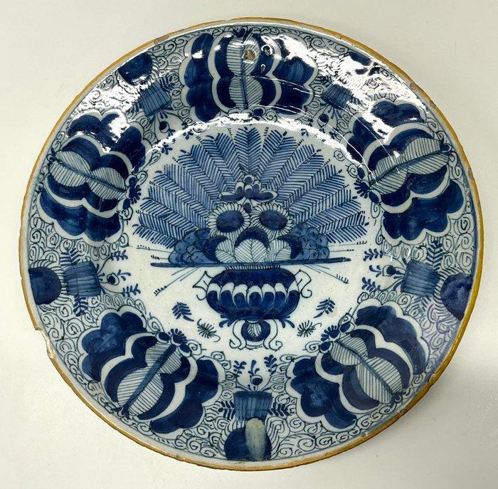 Delfts blauw bord – Pauwenstaart decor – ca. 1740–1770 - De, Antiek en Kunst, Antiek | Glaswerk en Kristal