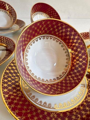 Limoges, Porcelaine de Paris - René Caire - Kop en schotel -