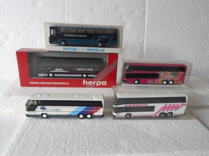 Herpa, Rietze 1:87 - Modelbus (5) - 5 touringcars, Hobby en Vrije tijd, Modeltreinen | H0