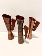 Vaas - Hout, Koper - Set van drie vazen in diabolo-stijl, Antiek en Kunst
