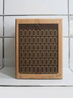 Kartell - Fabio Novembre - Kruk - EUR - Taupe - Plastic