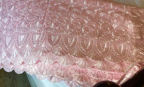 Bedsprei - 280 cm - 240 cm, Antiek en Kunst, Antiek | Tapijten, Tafelkleden en Textiel