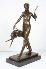Naar E. McCartan - sculptuur, Diana, Godess of the Hunt -, Antiek en Kunst