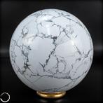 Rare boule de howlite naturelle du Canada Chef-dœuvre de la