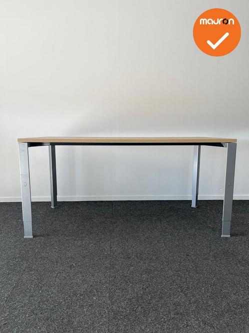 Ahrend 700 - 4 poots tafel - Zilvergrijs onderstel - 160x80c, Zakelijke goederen, Kantoor en Winkelinrichting | Kantoormeubilair en Inrichting