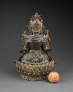 Statuetje van Bodhisattva in verguld brons - Ming-dynastie, Antiquités & Art