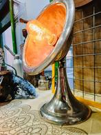 Kachel - Verchroomd - Lamp: gevonden voorwerp