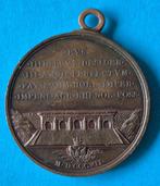 Pays-Bas. 1807 Voltooiing van de uitwaterende sluizen bij