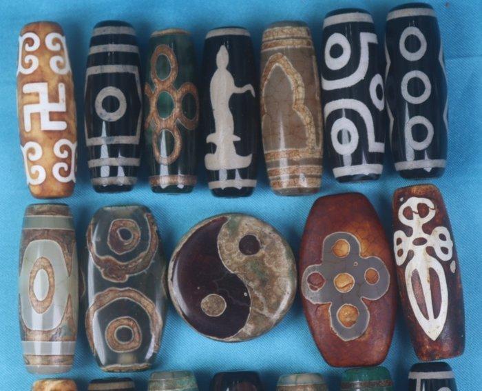 Dzi parels - Tibetaanse Dzi amulet - 9-oog Dzi, Drachenaugen, Antiek en Kunst, Antiek | Overige Antiek