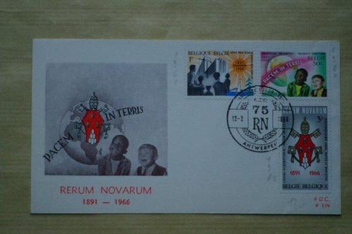 Belgique - Classeur contenant 43 enveloppes FDC - 2 cartes, Postzegels en Munten, Postzegels | Europa | België