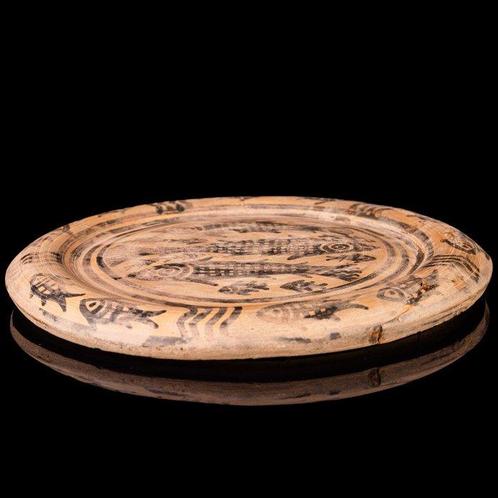 Vallée de lIndus Assiette en poterie avec poisson peint, Antiek en Kunst, Antiek | Overige Antiek