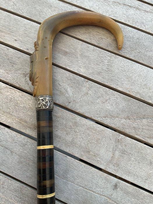 Wandelstok - met handgreep in hoorn en de stok in leder en, Antiek en Kunst, Curiosa en Brocante