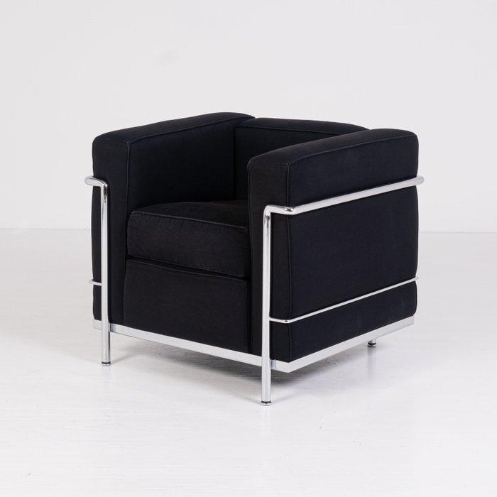 Cassina - Charlotte Perriand, Le Corbusier, Pierre Jeanneret, Antiek en Kunst, Antiek | Meubels | Stoelen en Sofa's