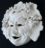 sculptuur, Bacchus, de Romeinse god van wijn en feestvreugde