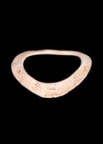 Sumerian Shell Bangle (Zonder minimumprijs)