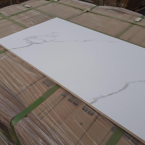 SALE - Calacatta 30x60cm, 57m2 -  Keramische tegel  -, Bricolage & Construction, Dalles & Carrelages, Enlèvement ou Envoi