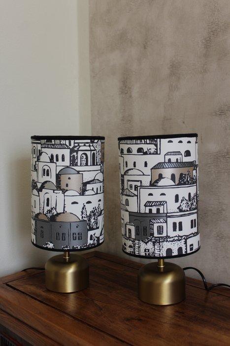 Lamp (2) - met lampenkap met behang Fornasetti/Cole & Son -, Antiquités & Art, Antiquités | Meubles | Chaises & Canapés