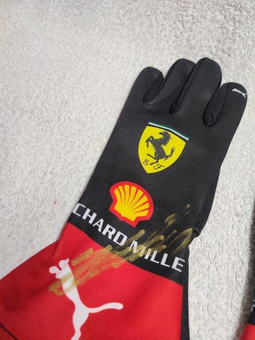 Ferrari - Charles Leclerc - 2023 - Replica handschoenen, Verzamelen, Automerken, Motoren en Formule 1