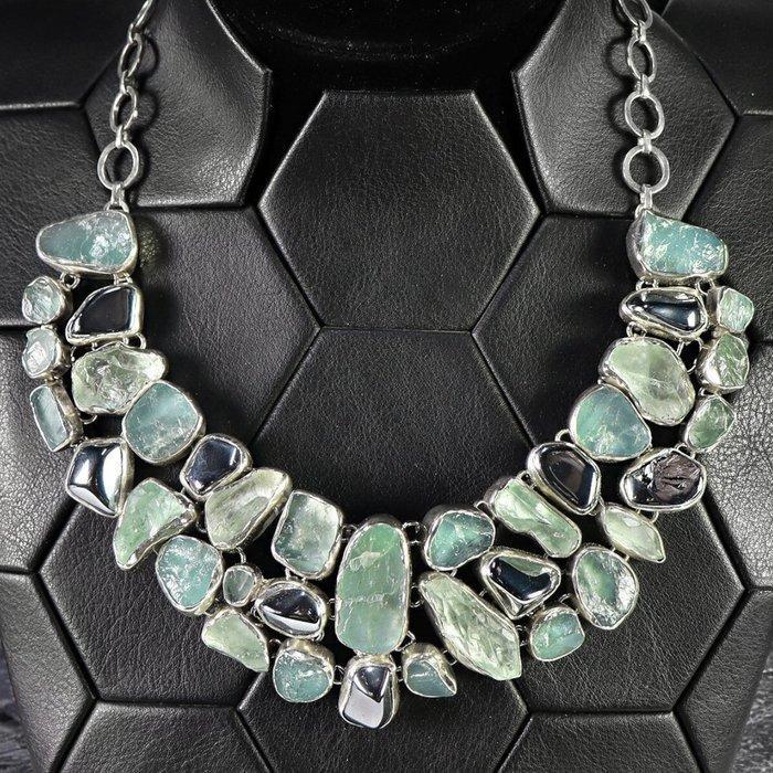 Een exclusieve collectie van unieke en verfijnde stukken., Verzamelen, Mineralen en Fossielen