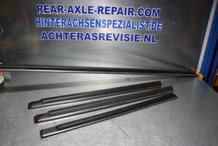 Sierlijsten Opel Rekord E, Commodore C, nieuw. (Exterieur), Auto-onderdelen, Carrosserie, Nieuw, Opel, Verzenden