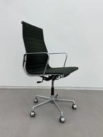 ICF - Charles & Ray Eames - Chaise - EA119 - Aluminium