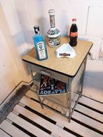 Medicijnkastje - Vintage industriële kast - Staal, Antiek en Kunst